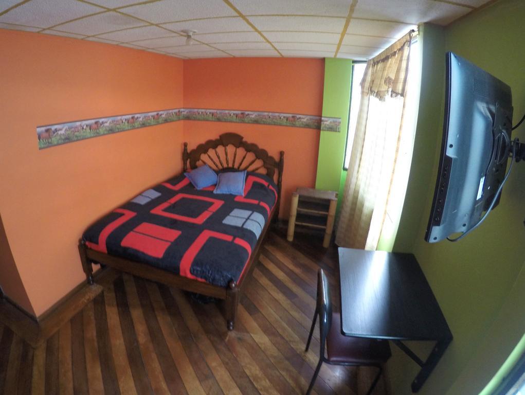 לטקונגה Hostel Sendero De Volcanes מראה חיצוני תמונה